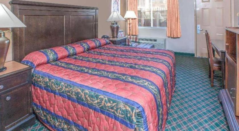 Knights Inn - Forest Hill, Tx Fort Worth Eksteriør billede